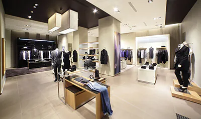 Modegesch&auml;ft mit Damen- und Herrenbekleidung